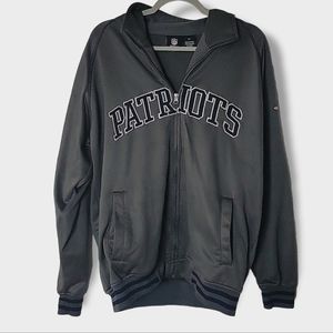 NFL Team Apparel New England Patriots Zip Up Track Jacket Size M Tall Unisex